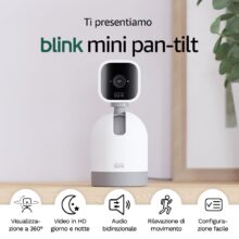 Blink Mini Pan-Tilt videocamera sicurezza plug-in Alexa