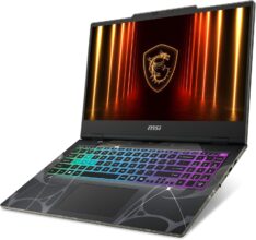 MSI Cyborg 15 con RTX 5060 e 144Hz